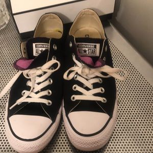 Women Converse All-Stars, Size 9